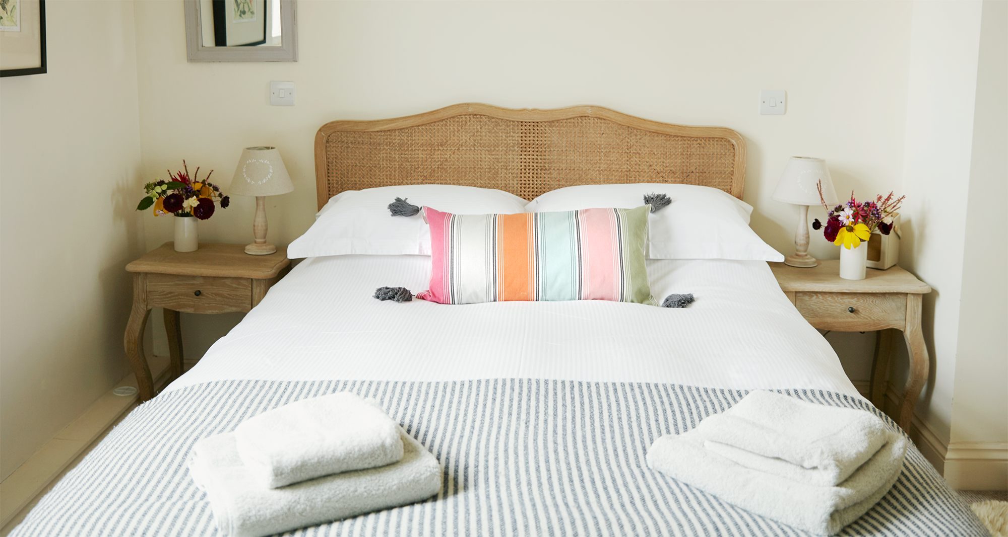 Upstairs at the Cheese Market provides elegant accommodation for two in the centre of Hay-on-Wye.